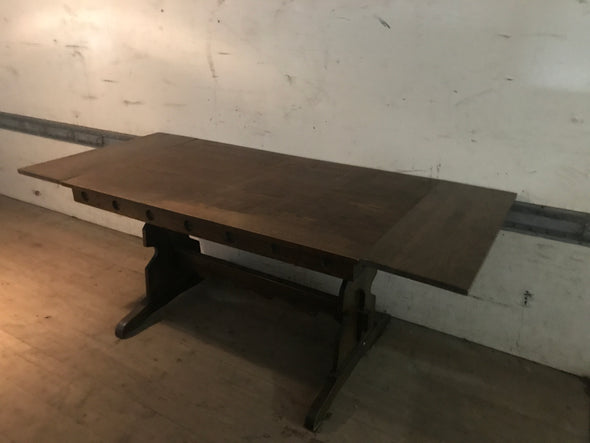 Table en bois avec 2 rallonge